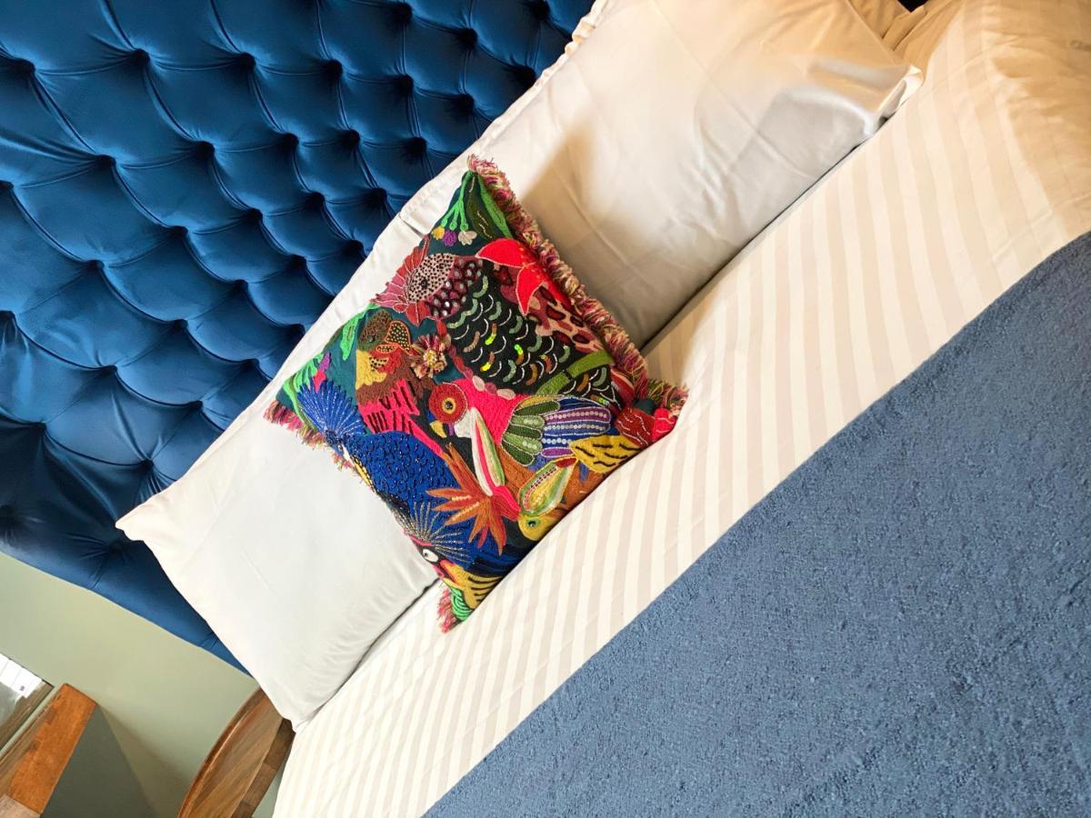 The Hive At Poppi-Red Bed & Breakfast Hawkshead Bagian luar foto
