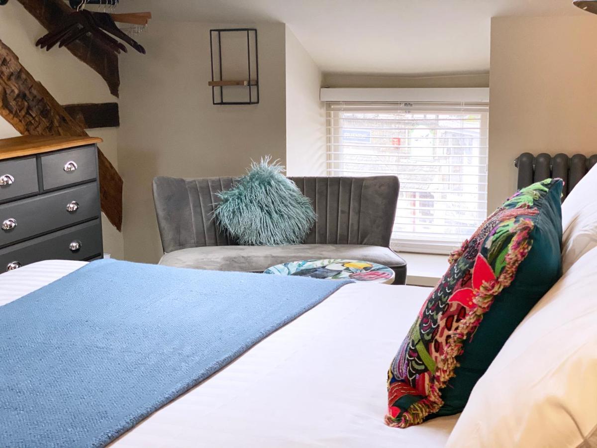 The Hive At Poppi-Red Bed & Breakfast Hawkshead Bagian luar foto