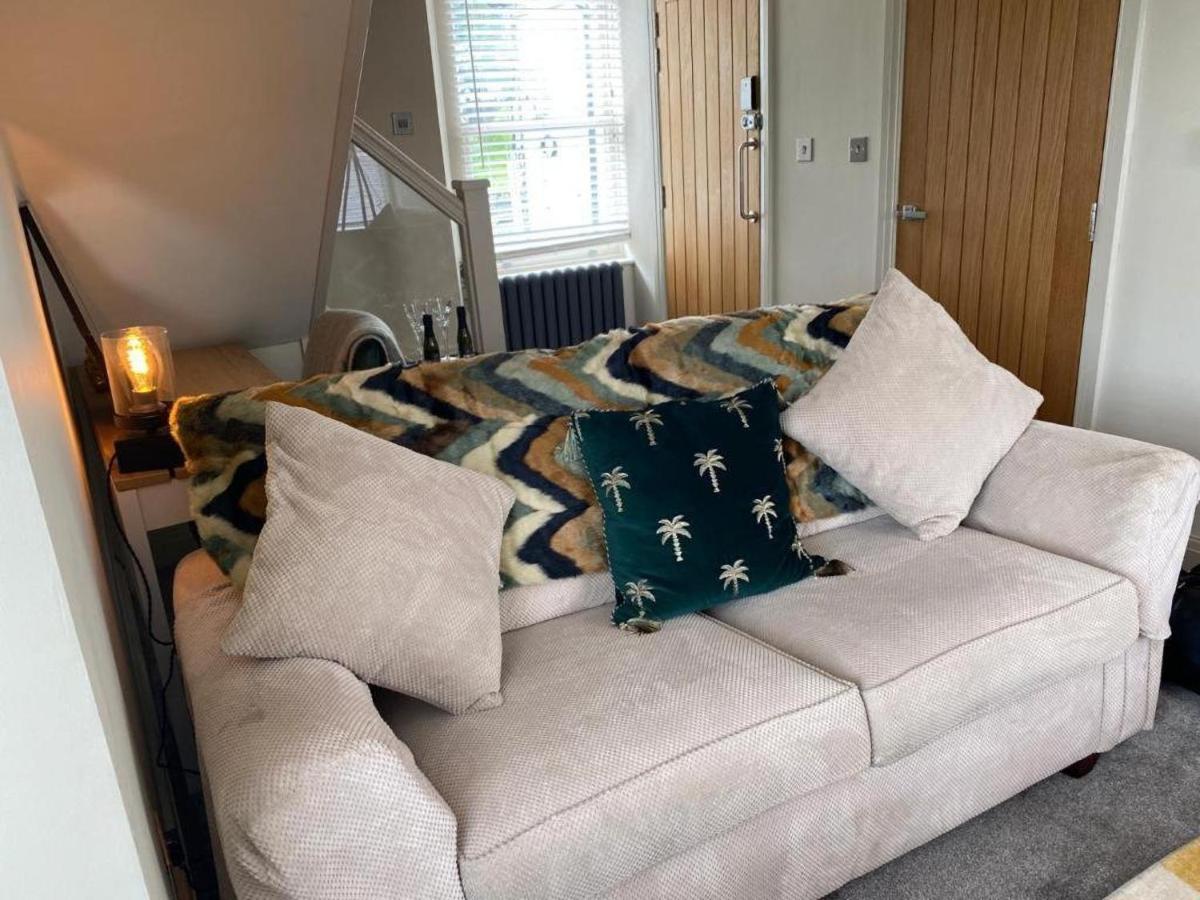 The Hive At Poppi-Red Bed & Breakfast Hawkshead Bagian luar foto
