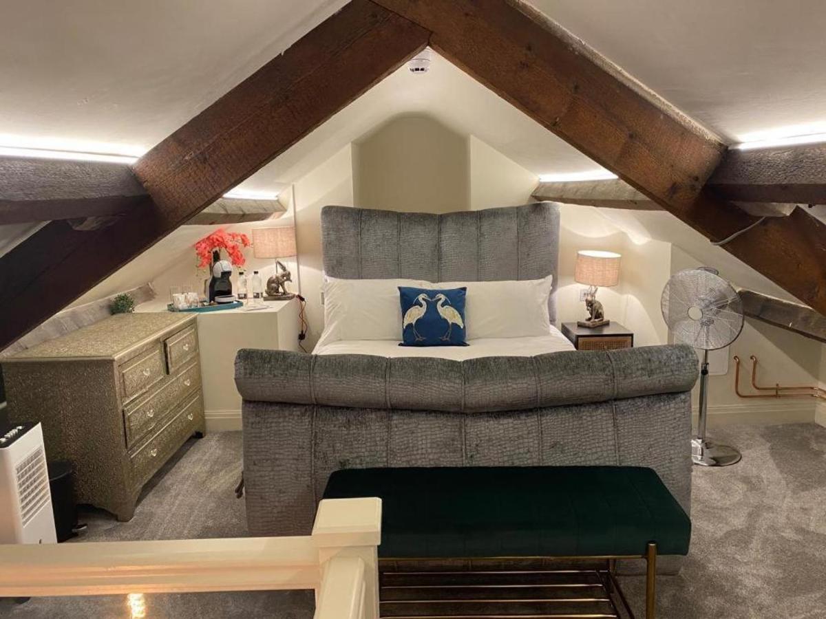 The Hive At Poppi-Red Bed & Breakfast Hawkshead Bagian luar foto